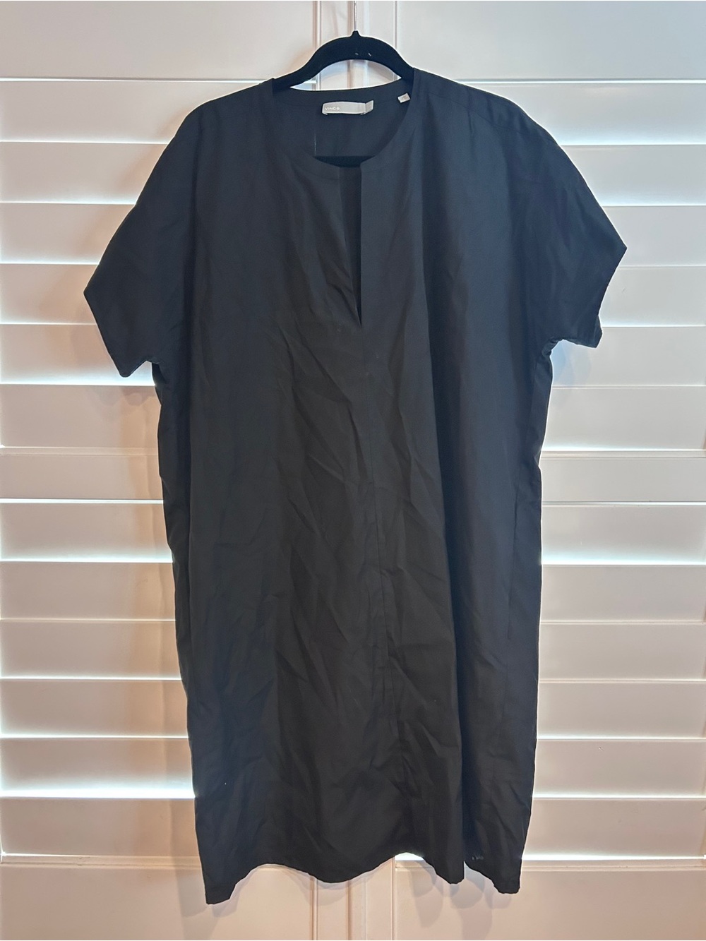 Vince Short Sleeved Split Neck Cotton Shift Dress Black Size Large